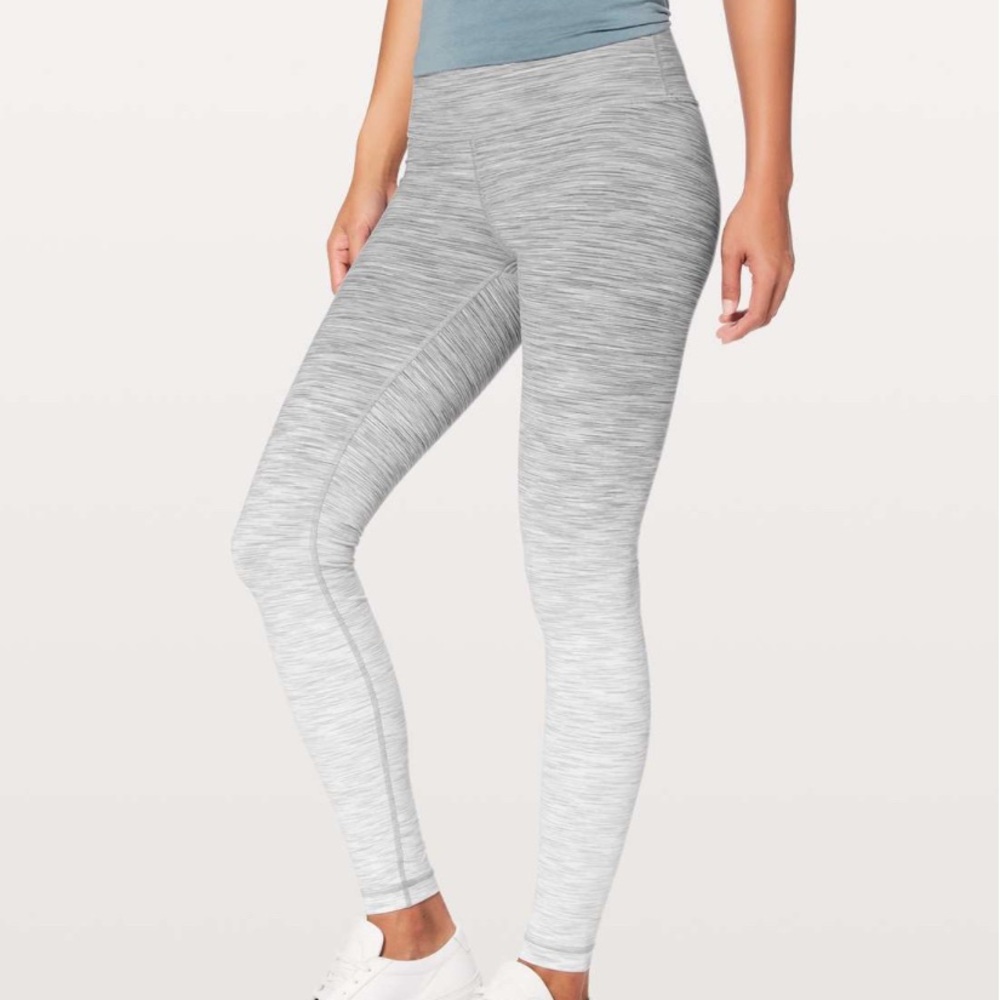 Lululemon, Wunder Under 28” Luon Leggings, Size 6
